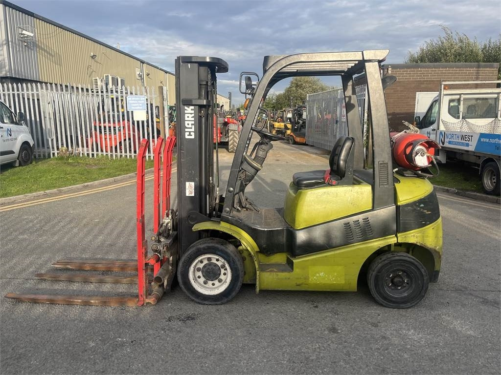 Clark C25G - LPG forklift: picture 1 Clark C25G - LPG forklift: picture 1