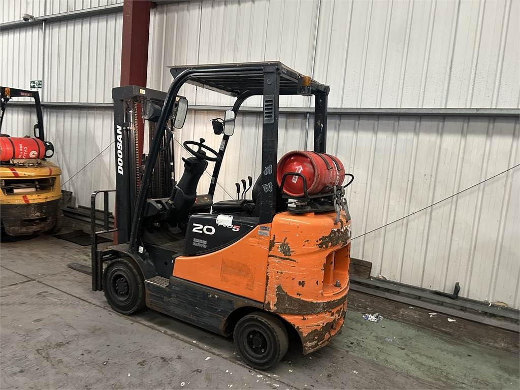 Doosan G20SC-5 - LPG forklift: picture 3 Doosan G20SC-5 - LPG forklift: picture 3