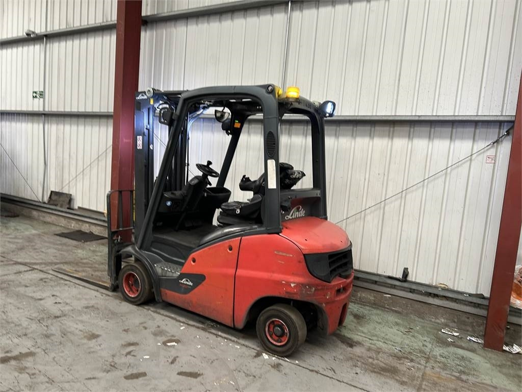 Linde H20D-01  - Diesel forklift: picture 3 Linde H20D-01  - Diesel forklift: picture 3
