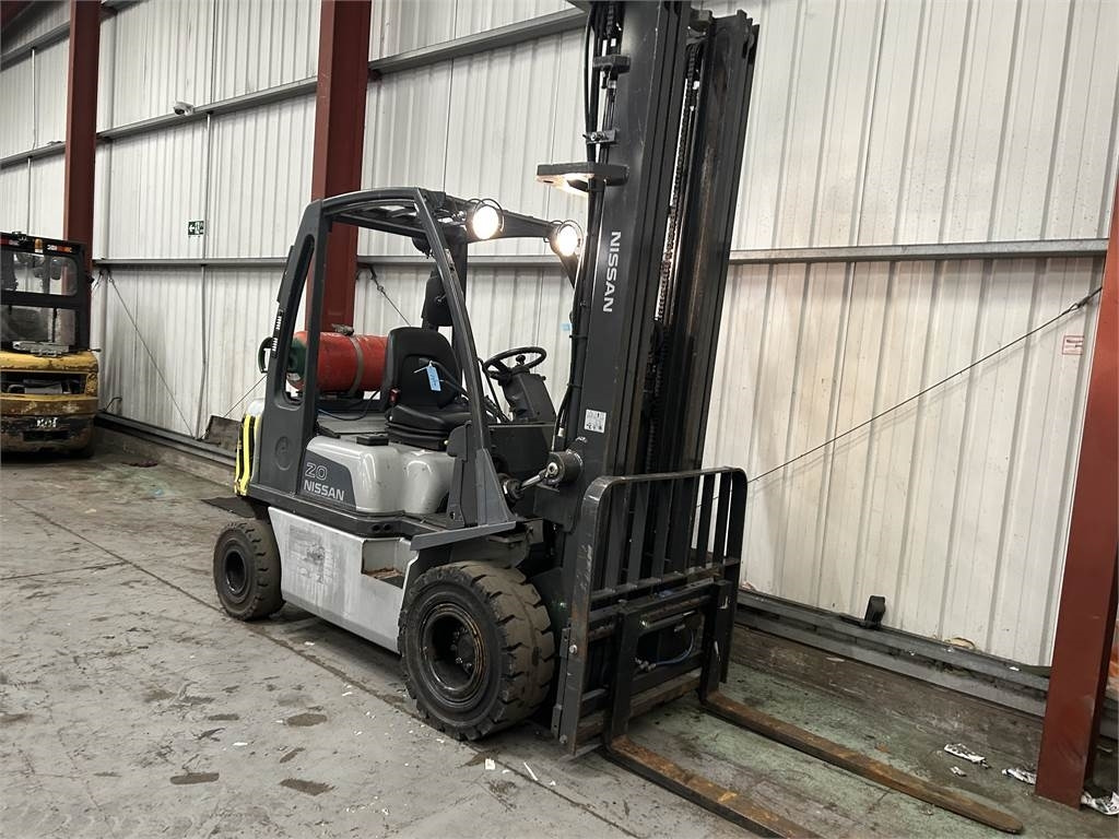 Nissan U1D2A20LQ  - LPG forklift: picture 4 Nissan U1D2A20LQ  - LPG forklift: picture 4