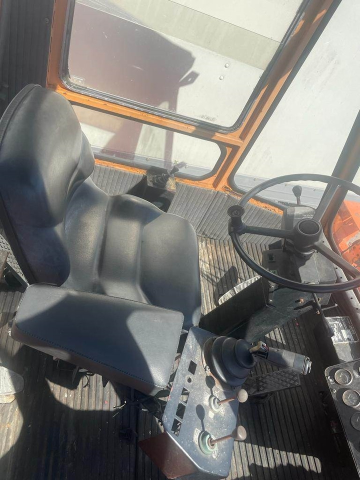 Diesel forklift Valmet TD2212: picture 6