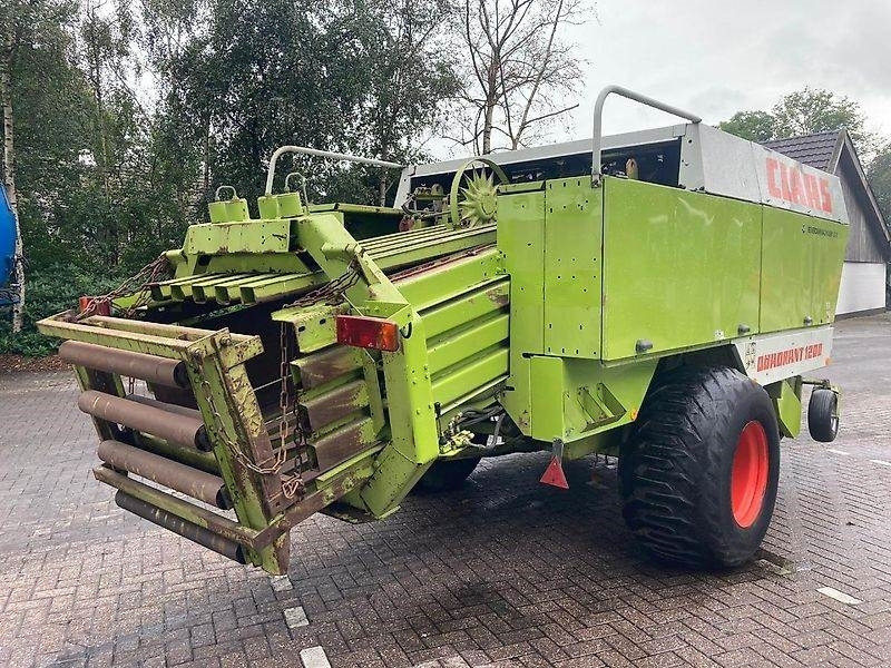 Claas Quadrant 1200 - Square baler: picture 5 Claas Quadrant 1200 - Square baler: picture 5