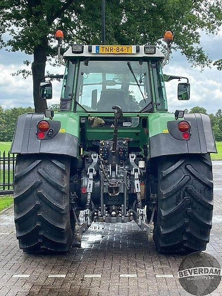 Fendt 820 Vario TMS - Farm tractor: picture 4 Fendt 820 Vario TMS - Farm tractor: picture 4