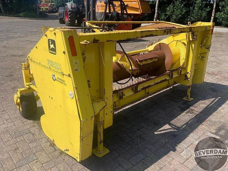 John Deere 630 A - Harvester attachment: picture 5 John Deere 630 A - Harvester attachment: picture 5