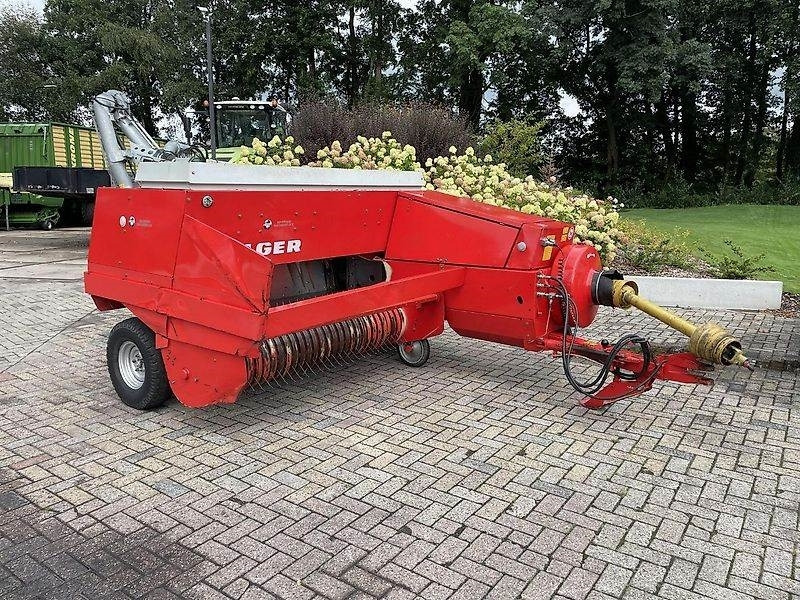 Welger AP 830 - Square baler: picture 1 Welger AP 830 - Square baler: picture 1