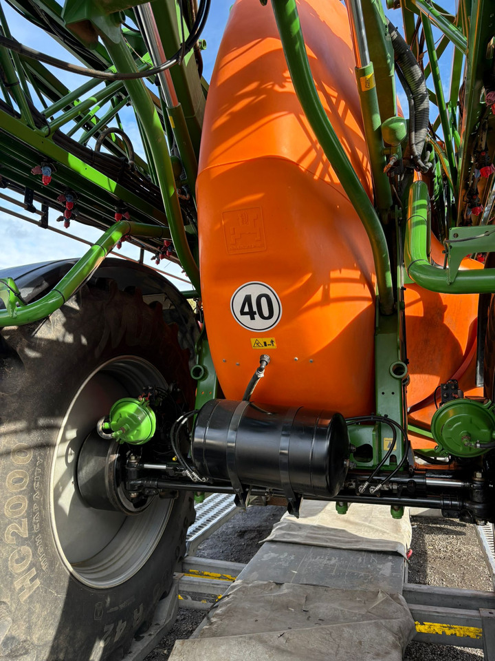 AMAZONE UX 6200 36m GPS - Trailed sprayer: picture 4 AMAZONE UX 6200 36m GPS - Trailed sprayer: picture 4