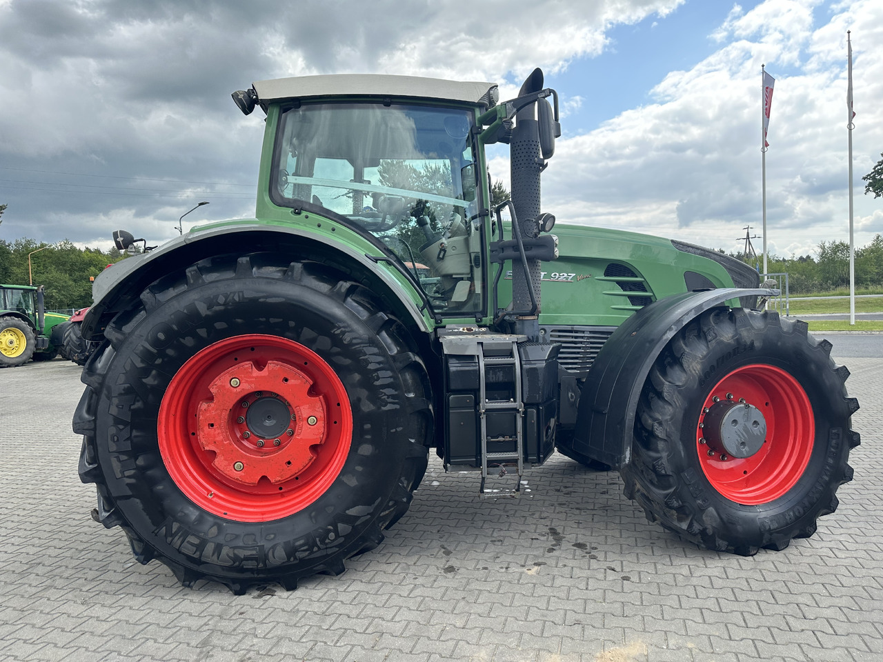 Fendt 927 VARIO PROFI - Farm tractor: picture 4 Fendt 927 VARIO PROFI - Farm tractor: picture 4