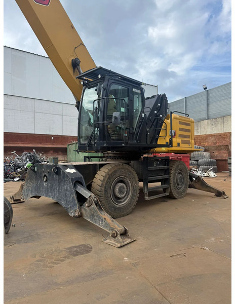 Caterpillar MH 3040, 2821 HOURS - Waste/ Industry handler: picture 3 Caterpillar MH 3040, 2821 HOURS - Waste/ Industry handler: picture 3