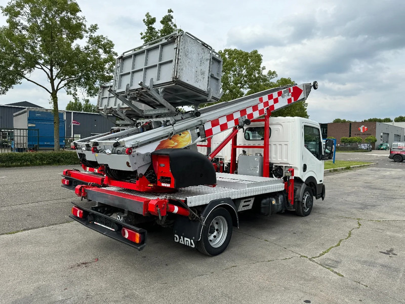 Nissan 3X UNIT CABSTAR 35.13 EURO 6 + LIFT 25 METER + REMOTE CONTROL - Commercial vehicle: picture 4 Nissan 3X UNIT CABSTAR 35.13 EURO 6 + LIFT 25 METER + REMOTE CONTROL - Commercial vehicle: picture 4