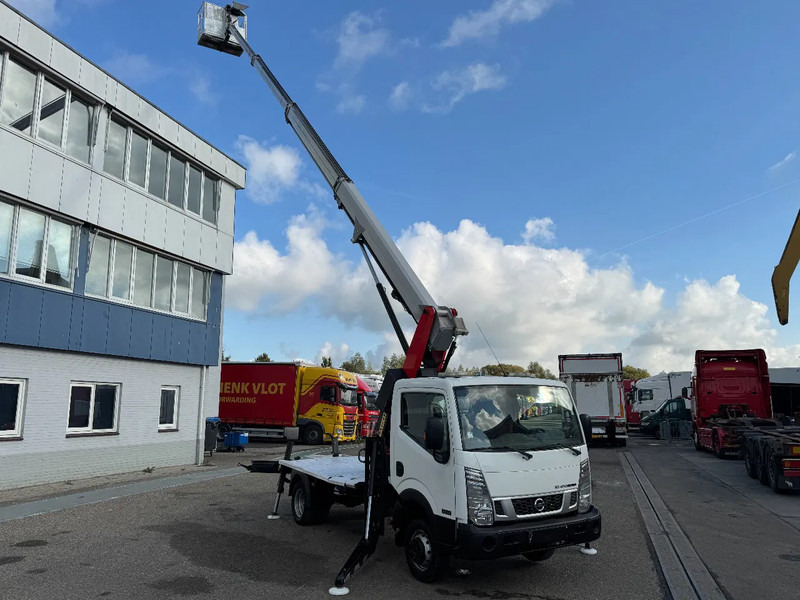 Nissan Cabstar 35.12 PALFINGER HOOGWERKER 20 METER - Commercial vehicle: picture 3 Nissan Cabstar 35.12 PALFINGER HOOGWERKER 20 METER - Commercial vehicle: picture 3