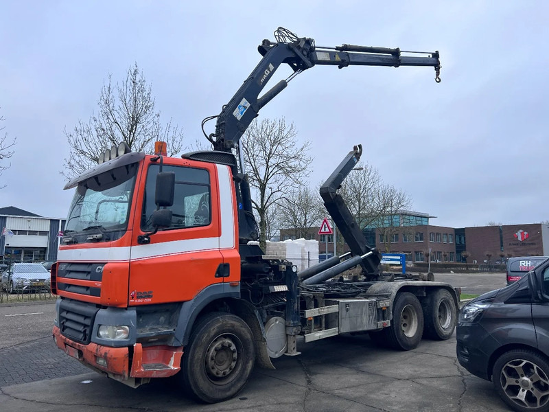 DAF CF 85.380 6X2 + MKG 141 A2 CRANE + 20 TON HOOKLIFT - EURO 3 - MANUAL GEAR - 10 TYRES - Hook lift truck, Crane truck: picture 1 DAF CF 85.380 6X2 + MKG 141 A2 CRANE + 20 TON HOOKLIFT - EURO 3 - MANUAL GEAR - 10 TYRES - Hook lift truck, Crane truck: picture 1