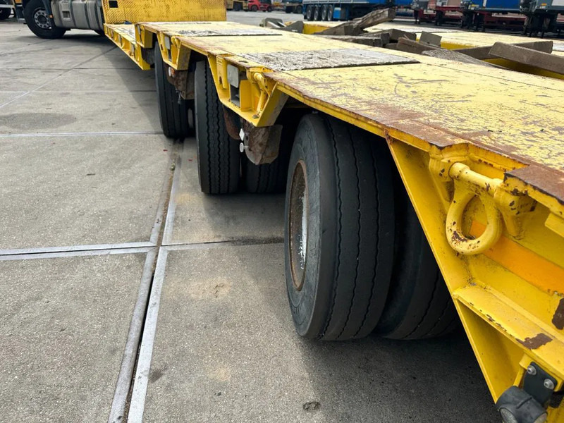 Goldhofer 3 AS GESTUURD REMOTE CONTROLE 1,2 M EXTENDABLE - Low loader semi-trailer: picture 3 Goldhofer 3 AS GESTUURD REMOTE CONTROLE 1,2 M EXTENDABLE - Low loader semi-trailer: picture 3