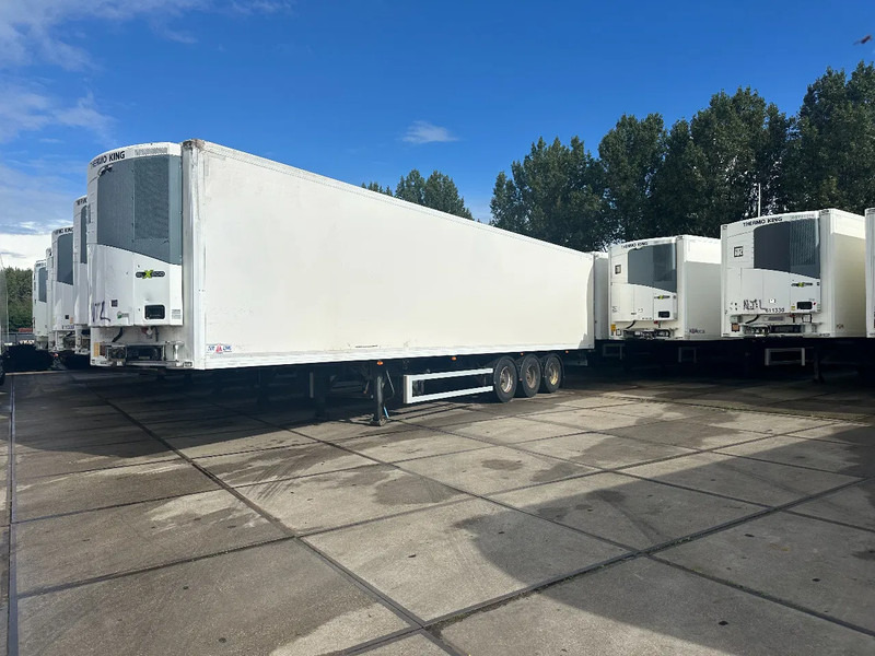 Gray and Adams 6X THERMO KING SLX 200 -13,4X2,5X2,6 METER - BPW DRUM BRAKES - Refrigerator semi-trailer: picture 1 Gray and Adams 6X THERMO KING SLX 200 -13,4X2,5X2,6 METER - BPW DRUM BRAKES - Refrigerator semi-trailer: picture 1