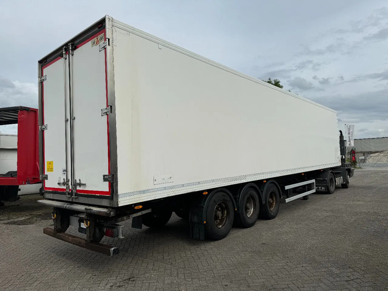 Gray and Adams 6X THERMO KING SLX 200 -13,4X2,5X2,6 METER - BPW DRUM BRAKES - Refrigerator semi-trailer: picture 5 Gray and Adams 6X THERMO KING SLX 200 -13,4X2,5X2,6 METER - BPW DRUM BRAKES - Refrigerator semi-trailer: picture 5