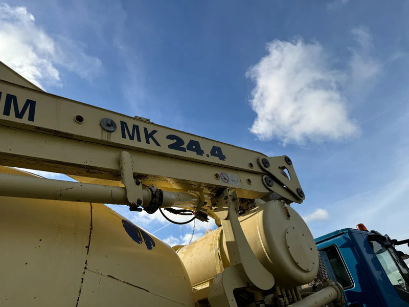 Concrete pump truck Iveco Eurotrakker 410 8X4 CIFA PUMP 24M + MIXER FULL STEEL + REMOTE CONTROL: picture 18