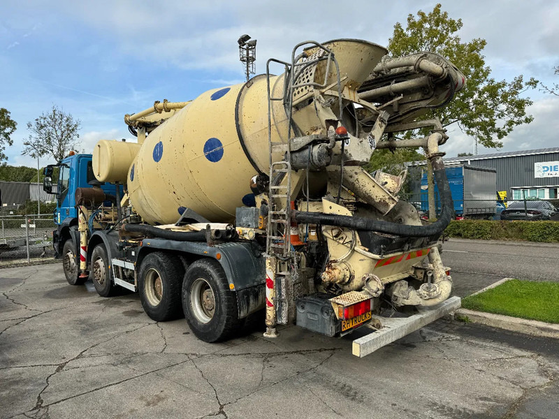 Concrete pump truck Iveco Eurotrakker 410 8X4 CIFA PUMP 24M + MIXER FULL STEEL + REMOTE CONTROL: picture 15