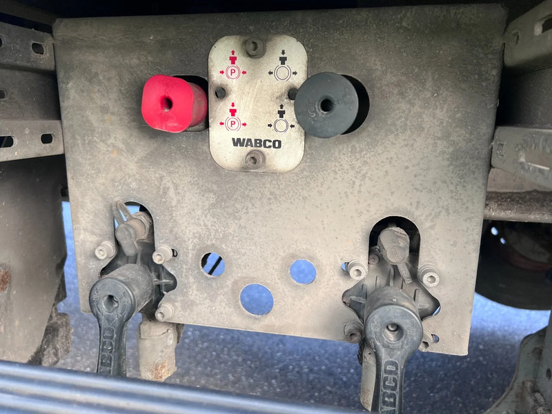 Dropside/ Flatbed trailer KEL-BERG 3 AXLE - OPEN BOX 7,55 METER + LIFTING AXLE: picture 13 Dropside/ Flatbed trailer KEL-BERG 3 AXLE - OPEN BOX 7,55 METER + LIFTING AXLE: picture 13