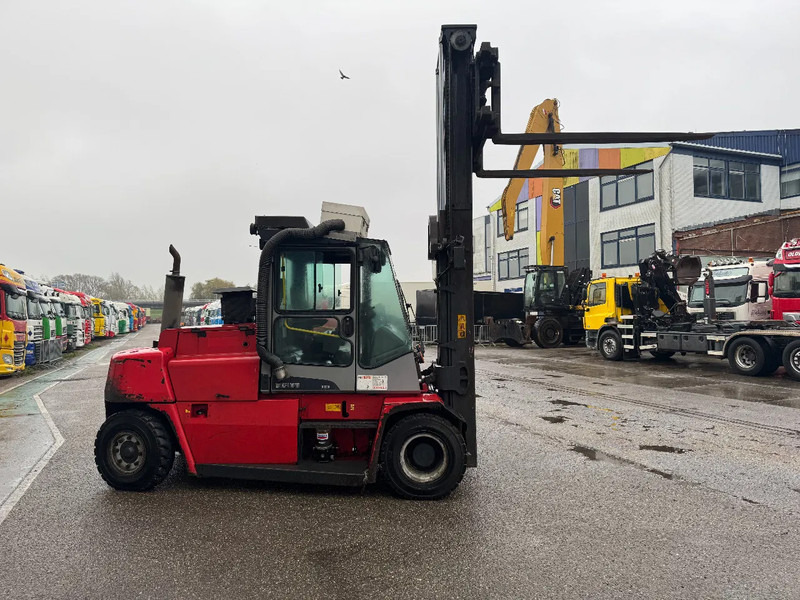 Kalmar DCE 80-9 8000 KG 2 STAGE MAST SIDE SHIFT DIESEL - Diesel forklift: picture 4 Kalmar DCE 80-9 8000 KG 2 STAGE MAST SIDE SHIFT DIESEL - Diesel forklift: picture 4