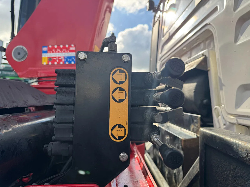 Cable system truck, Crane truck MAN TGA 35.440 8X2 - EURO 4 + HMF 2620K-RC 2018! + REMOTE + HYDRAUTO CABLE LIFT + LIFTING AXLE: picture 14