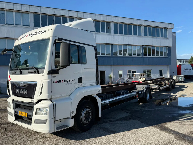 MAN TGS 18.420 EURO 6 + KRONE 2 AXLE + 2x DHOLLANDIA LIFT - Container transporter/ Swap body truck: picture 1 MAN TGS 18.420 EURO 6 + KRONE 2 AXLE + 2x DHOLLANDIA LIFT - Container transporter/ Swap body truck: picture 1