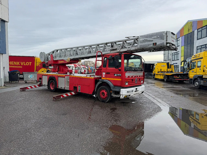 Renault Midliner 230 4X2 CAMIVA LIFT 1433 HOURS - Fire truck: picture 3 Renault Midliner 230 4X2 CAMIVA LIFT 1433 HOURS - Fire truck: picture 3