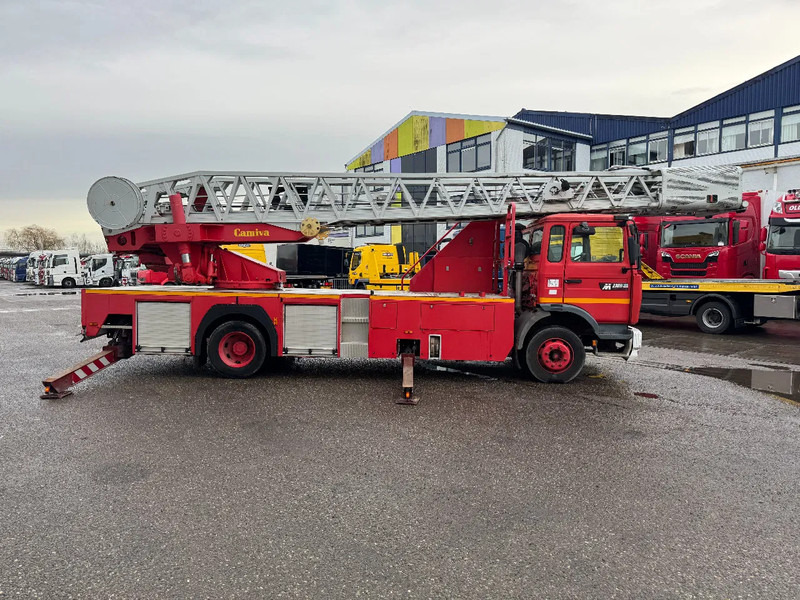 Renault Midliner 230 4X2 CAMIVA LIFT 1433 HOURS - Fire truck: picture 4 Renault Midliner 230 4X2 CAMIVA LIFT 1433 HOURS - Fire truck: picture 4