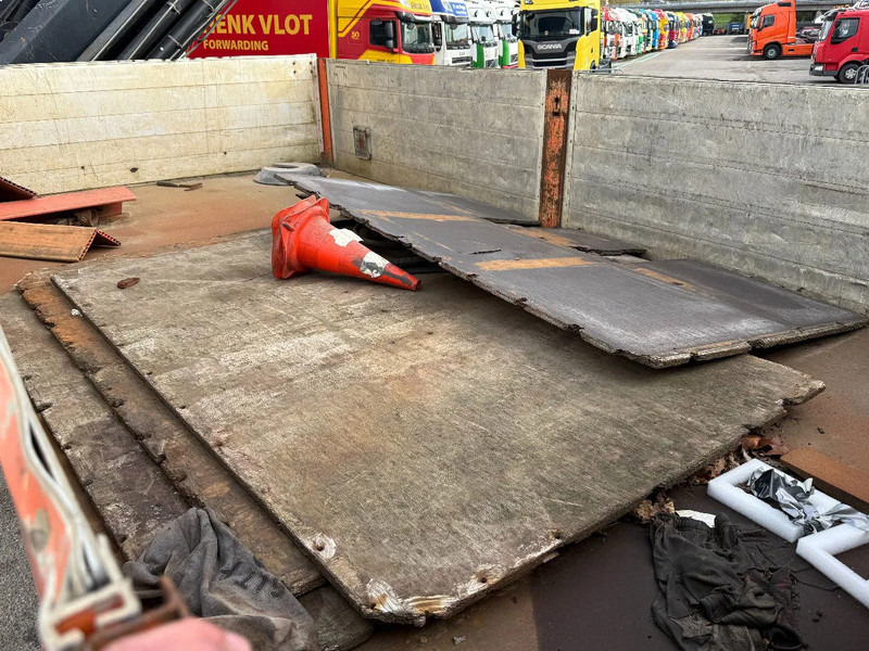 Crane truck Renault Premium 430 8X4 EEV + HIAB 477 E-7 HIPRO + REMOTE: picture 20 Crane truck Renault Premium 430 8X4 EEV + HIAB 477 E-7 HIPRO + REMOTE: picture 20