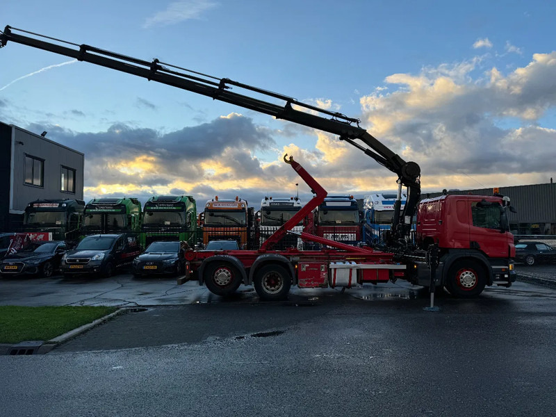 Scania P320 6X2 - EURO 6 + HIAB XS 144 HIPRO + REMOTE + HIAB HOOK + RETARDER - Hook lift truck, Crane truck: picture 5 Scania P320 6X2 - EURO 6 + HIAB XS 144 HIPRO + REMOTE + HIAB HOOK + RETARDER - Hook lift truck, Crane truck: picture 5