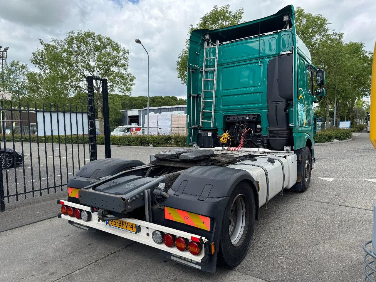 DAF XF 460 4X2 EURO 6 TÜV TILL 02-26 - Tractor unit: picture 5 DAF XF 460 4X2 EURO 6 TÜV TILL 02-26 - Tractor unit: picture 5
