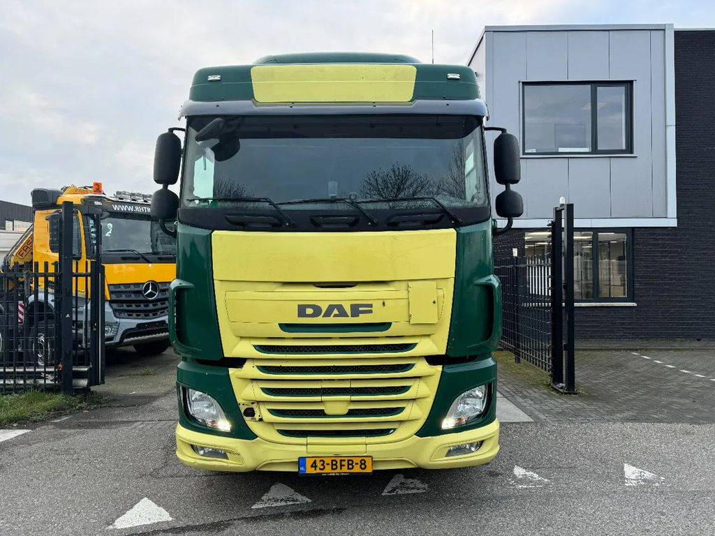 DAF XF 460 4X2 SKIRTS SPOILERS EURO 6 TÜV TILL 06-20 - Tractor unit: picture 2 DAF XF 460 4X2 SKIRTS SPOILERS EURO 6 TÜV TILL 06-20 - Tractor unit: picture 2