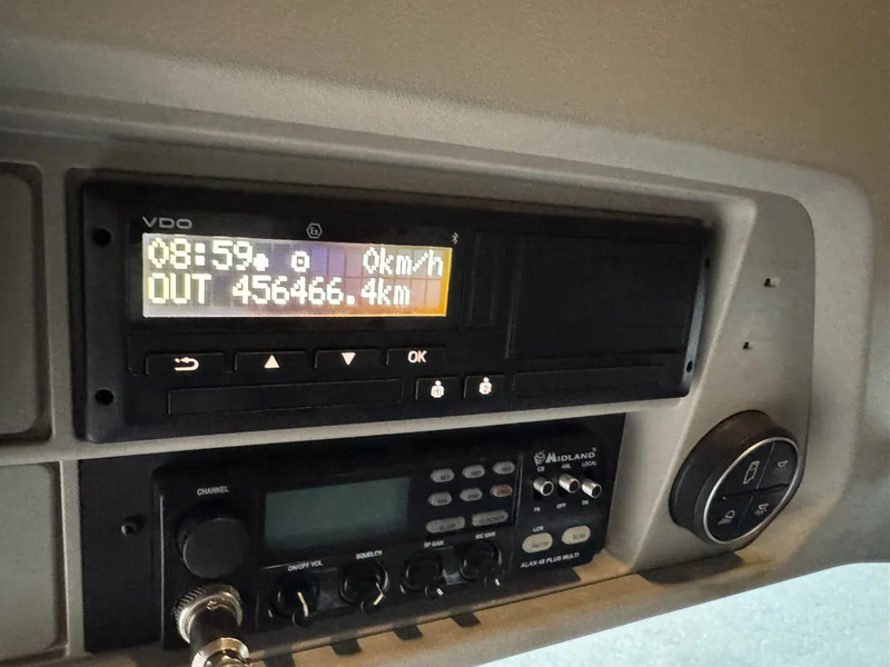 Tractor unit Iveco S-WAY 460 4X2 EURO 6 SKIRTS DOUBLE TANK: picture 14 Tractor unit Iveco S-WAY 460 4X2 EURO 6 SKIRTS DOUBLE TANK: picture 14