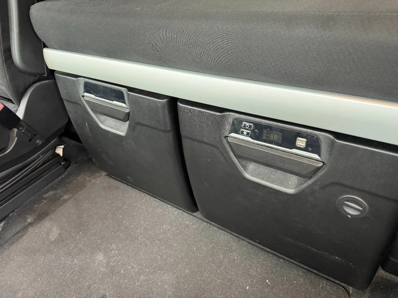 Tractor unit Iveco S-WAY 460 4X2 EURO 6 SKIRTS DOUBLE TANK: picture 13 Tractor unit Iveco S-WAY 460 4X2 EURO 6 SKIRTS DOUBLE TANK: picture 13