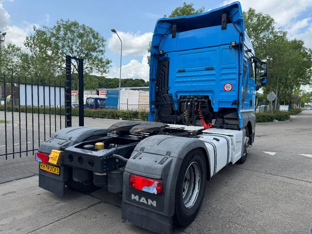 MAN TGX 18.460 4X2 EURO 6 ONLY 439042 KM TÜV TILL 02 - Tractor unit: picture 4 MAN TGX 18.460 4X2 EURO 6 ONLY 439042 KM TÜV TILL 02 - Tractor unit: picture 4