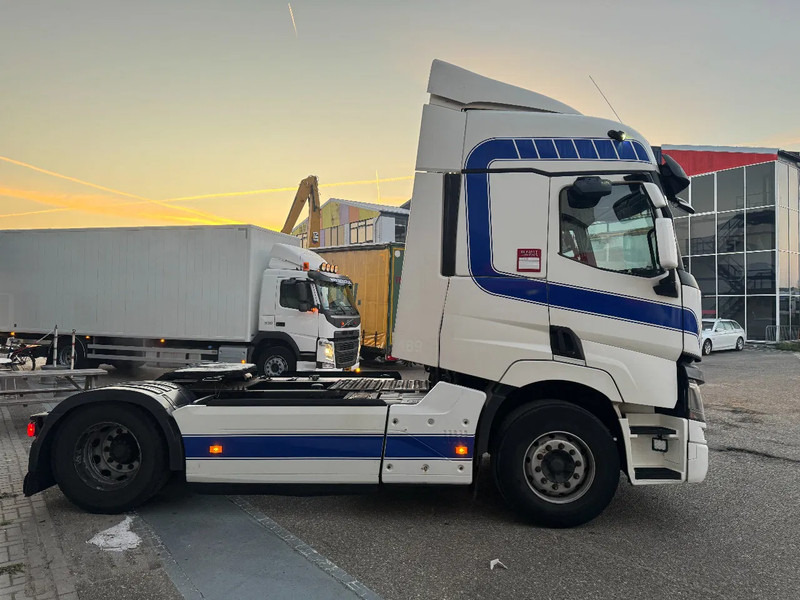 Renault T430 4X2 EURO 6 SKIRTS DUTCH REGISTRATION - Tractor unit: picture 4 Renault T430 4X2 EURO 6 SKIRTS DUTCH REGISTRATION - Tractor unit: picture 4