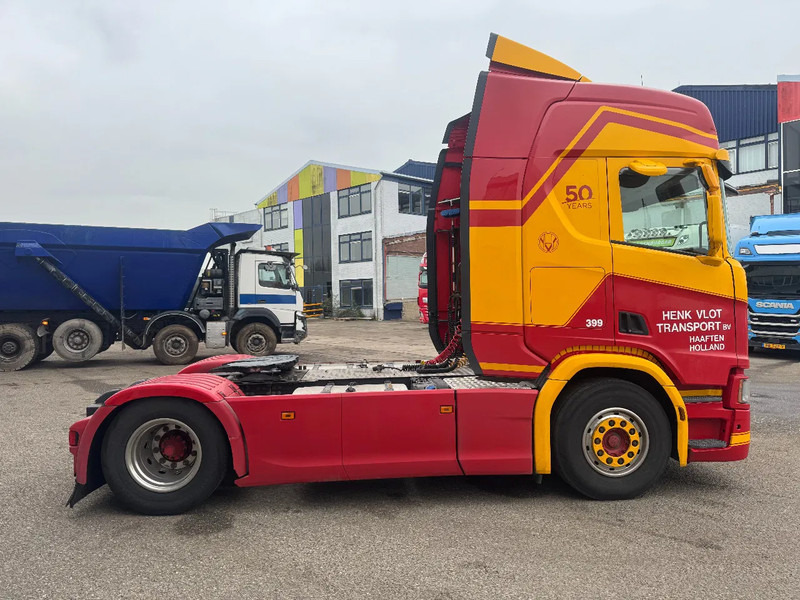 Scania R450 4X2 EURO 6 ADR SKIRTS DOUBLE TANK - Tractor unit: picture 4 Scania R450 4X2 EURO 6 ADR SKIRTS DOUBLE TANK - Tractor unit: picture 4