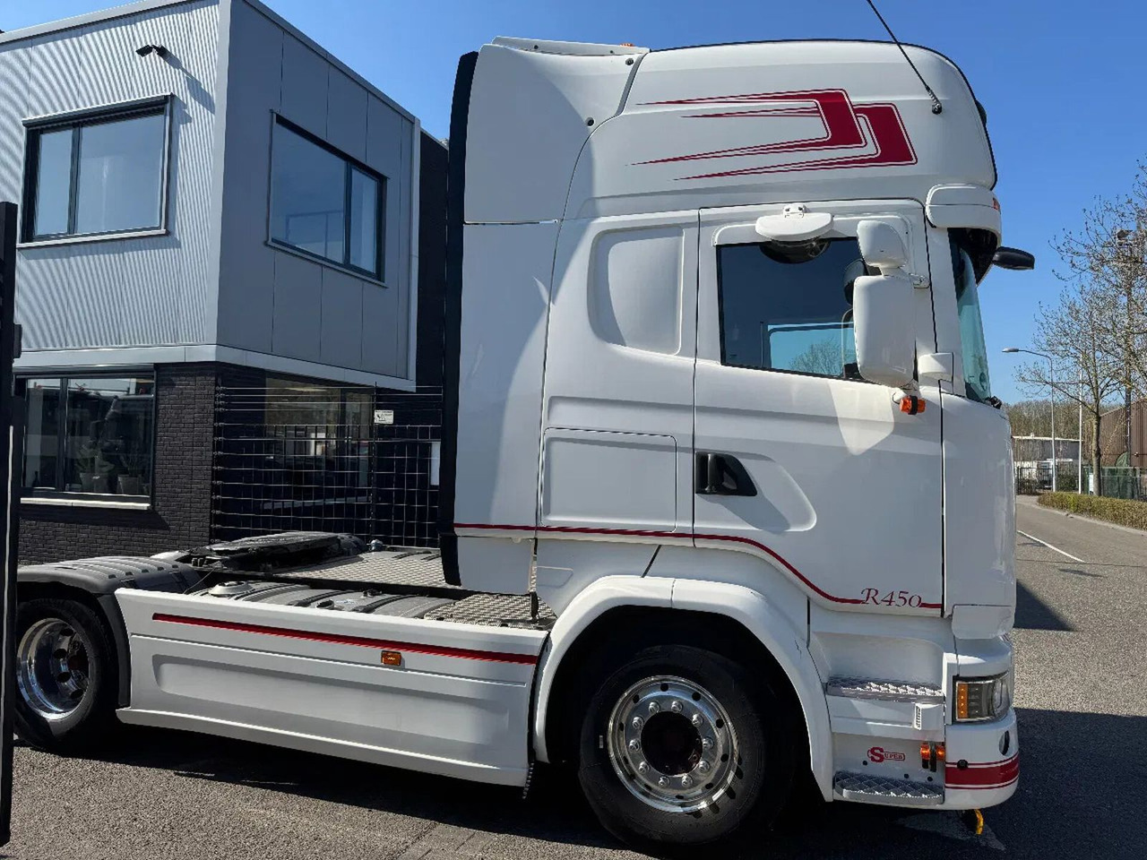 Scania R450 4X2 EURO 6 RETARDER SKIRTS TÜV TILL 01-2026 - Tractor unit: picture 4 Scania R450 4X2 EURO 6 RETARDER SKIRTS TÜV TILL 01-2026 - Tractor unit: picture 4