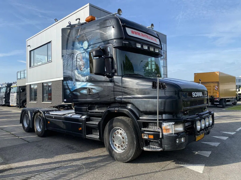 Scania T164-580 V8 6X2 + RETARDER + KIEPHYDRAULIEK - EURO 3 - MANUAL GEAR - Tractor unit: picture 1 Scania T164-580 V8 6X2 + RETARDER + KIEPHYDRAULIEK - EURO 3 - MANUAL GEAR - Tractor unit: picture 1