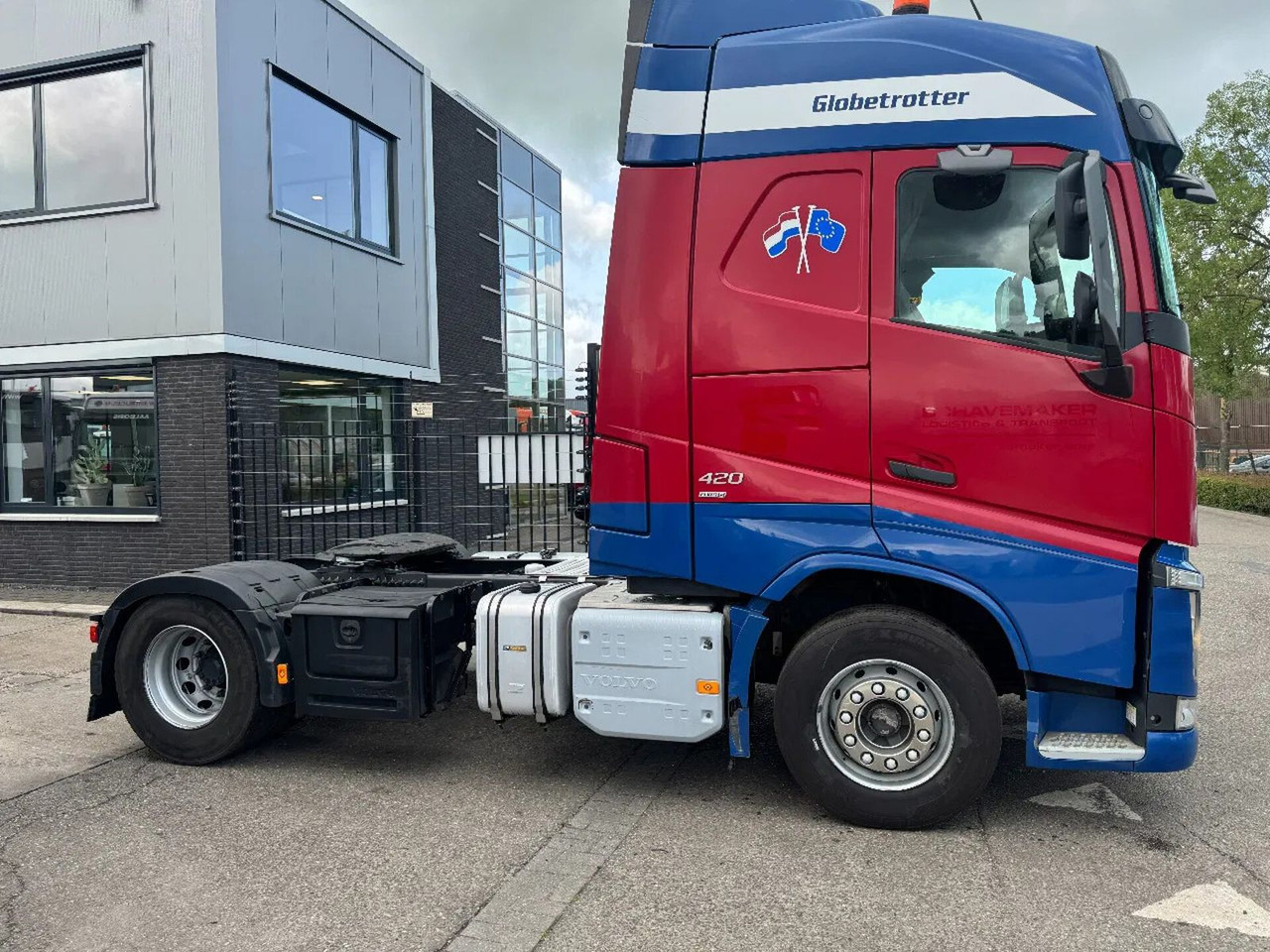Volvo FH 420 4X2 SPOILERS STANDKLIMA EURO 6 2017 - Tractor unit: picture 4 Volvo FH 420 4X2 SPOILERS STANDKLIMA EURO 6 2017 - Tractor unit: picture 4