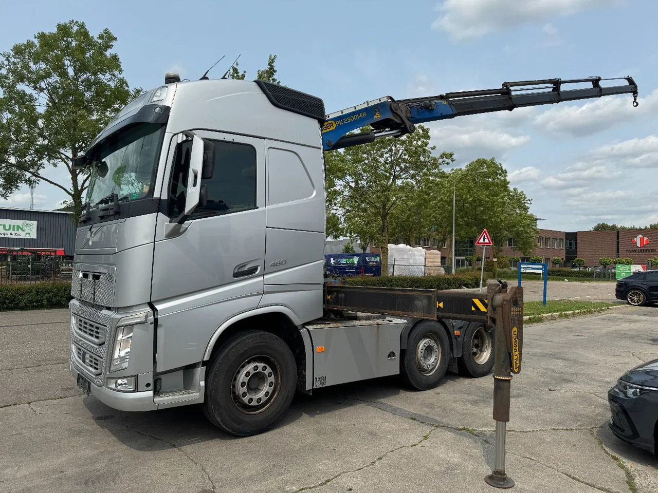 Volvo FH 460 6X2 PALFINGER 2300 + REMOTE CONTROL - Tractor unit: picture 1 Volvo FH 460 6X2 PALFINGER 2300 + REMOTE CONTROL - Tractor unit: picture 1