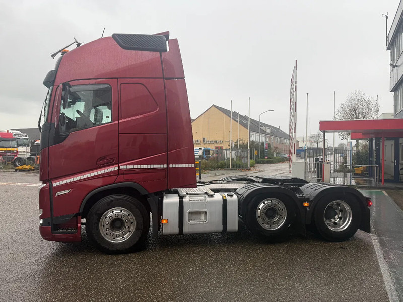 Volvo FH 500 6X2, COOL PARKING, ALCOA, ONLY 330263KM, LIFT AN STEERING AXLE - Tractor unit: picture 2 Volvo FH 500 6X2, COOL PARKING, ALCOA, ONLY 330263KM, LIFT AN STEERING AXLE - Tractor unit: picture 2