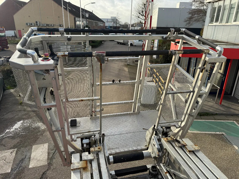 Leasing of Mercedes-Benz 1124F + METZ DLK 18-12 LIFT + MAN-BASKET Mercedes-Benz 1124F + METZ DLK 18-12 LIFT + MAN-BASKET: picture 7 Leasing of Mercedes-Benz 1124F + METZ DLK 18-12 LIFT + MAN-BASKET Mercedes-Benz 1124F + METZ DLK 18-12 LIFT + MAN-BASKET: picture 7