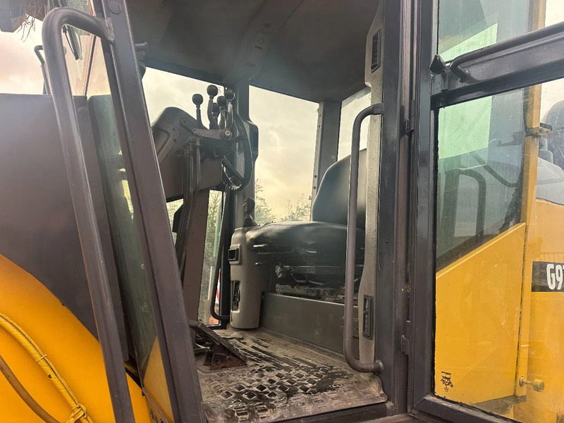 Grader Volvo G 930: picture 12