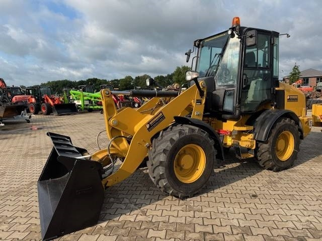 CAT 908 - Wheel loader: picture 3 CAT 908 - Wheel loader: picture 3