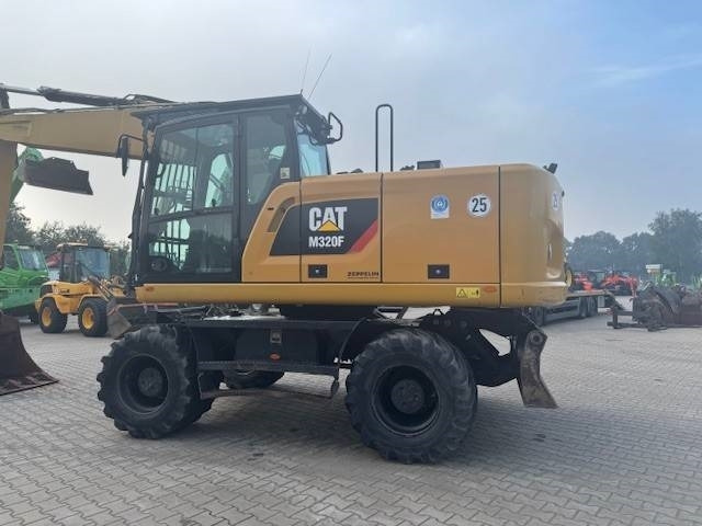 CAT M 320 F - Wheel excavator: picture 3 CAT M 320 F - Wheel excavator: picture 3