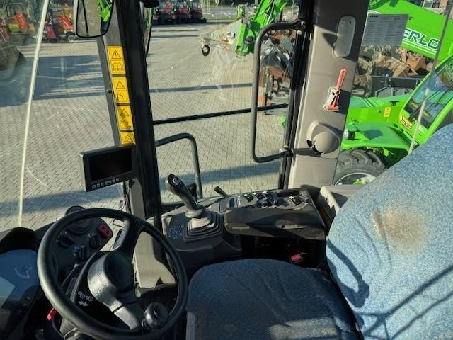 Wheel loader Hitachi ZW 180: picture 12