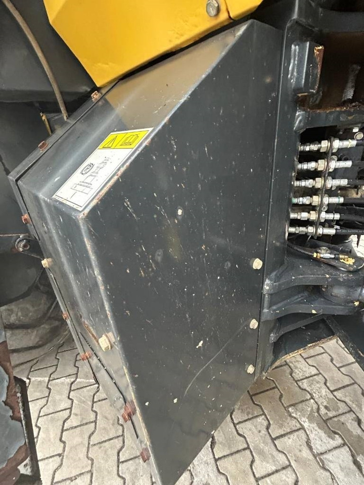 Komatsu WA 470-6 - Wheel loader: picture 4 Komatsu WA 470-6 - Wheel loader: picture 4