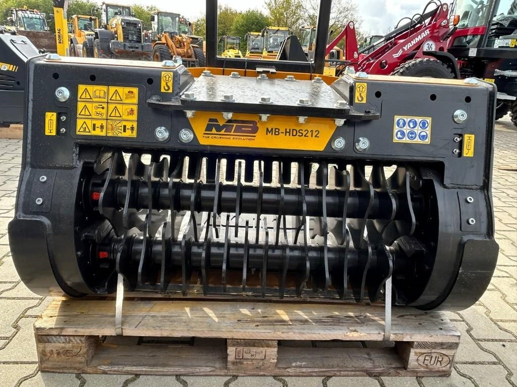 MB CRUSHER HDS 212 - Excavator bucket: picture 4 MB CRUSHER HDS 212 - Excavator bucket: picture 4