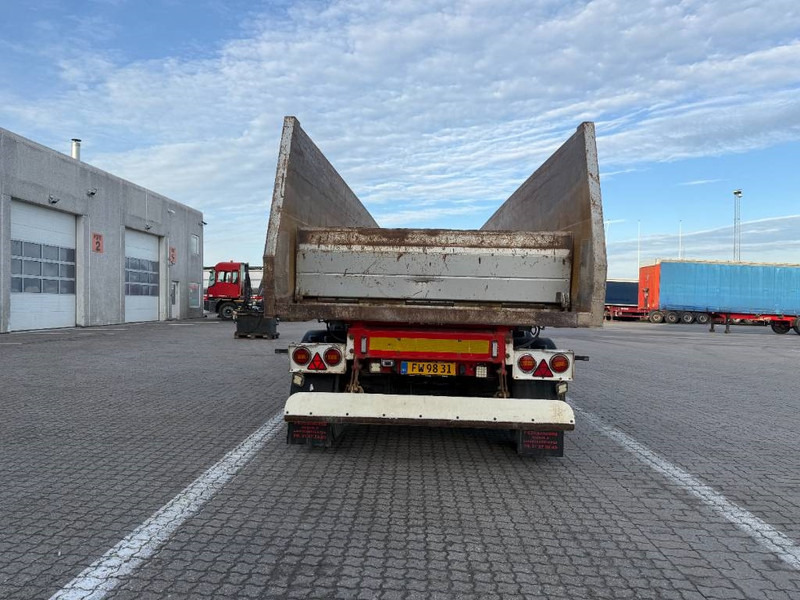 KEL-BERG Tipper / Kipper / Tiptrailer - Tipper semi-trailer: picture 4 KEL-BERG Tipper / Kipper / Tiptrailer - Tipper semi-trailer: picture 4