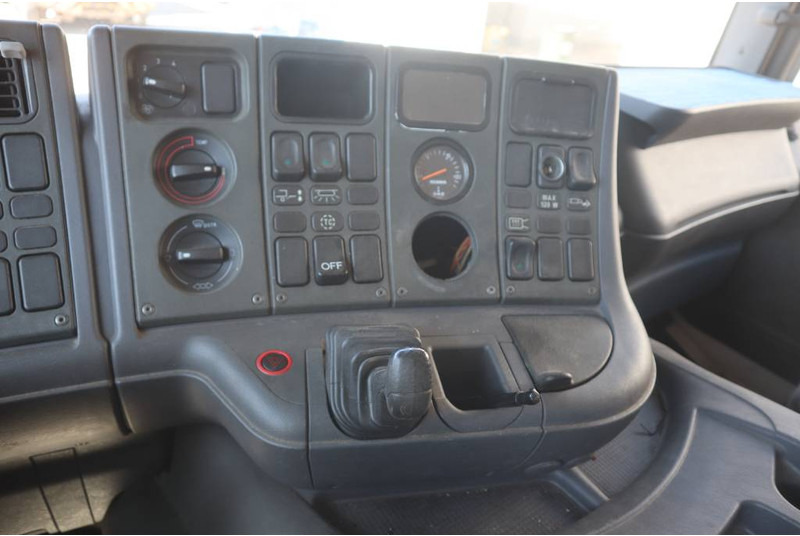 Curtainsider truck Scania P 94-230 Curtainsider/Plane/Gardin: picture 11