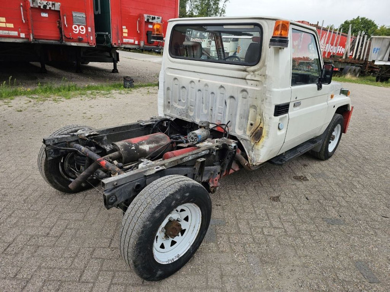 Toyota Land Cruiser LB71MOD - Commercial vehicle: picture 5 Toyota Land Cruiser LB71MOD - Commercial vehicle: picture 5